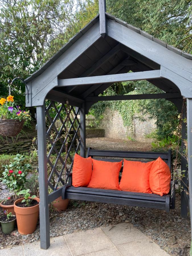 Hollyhocks Holiday Home- 2 Bedroomed Ground Floor Apartment Sleeps 5 Ivybridge Buitenkant foto